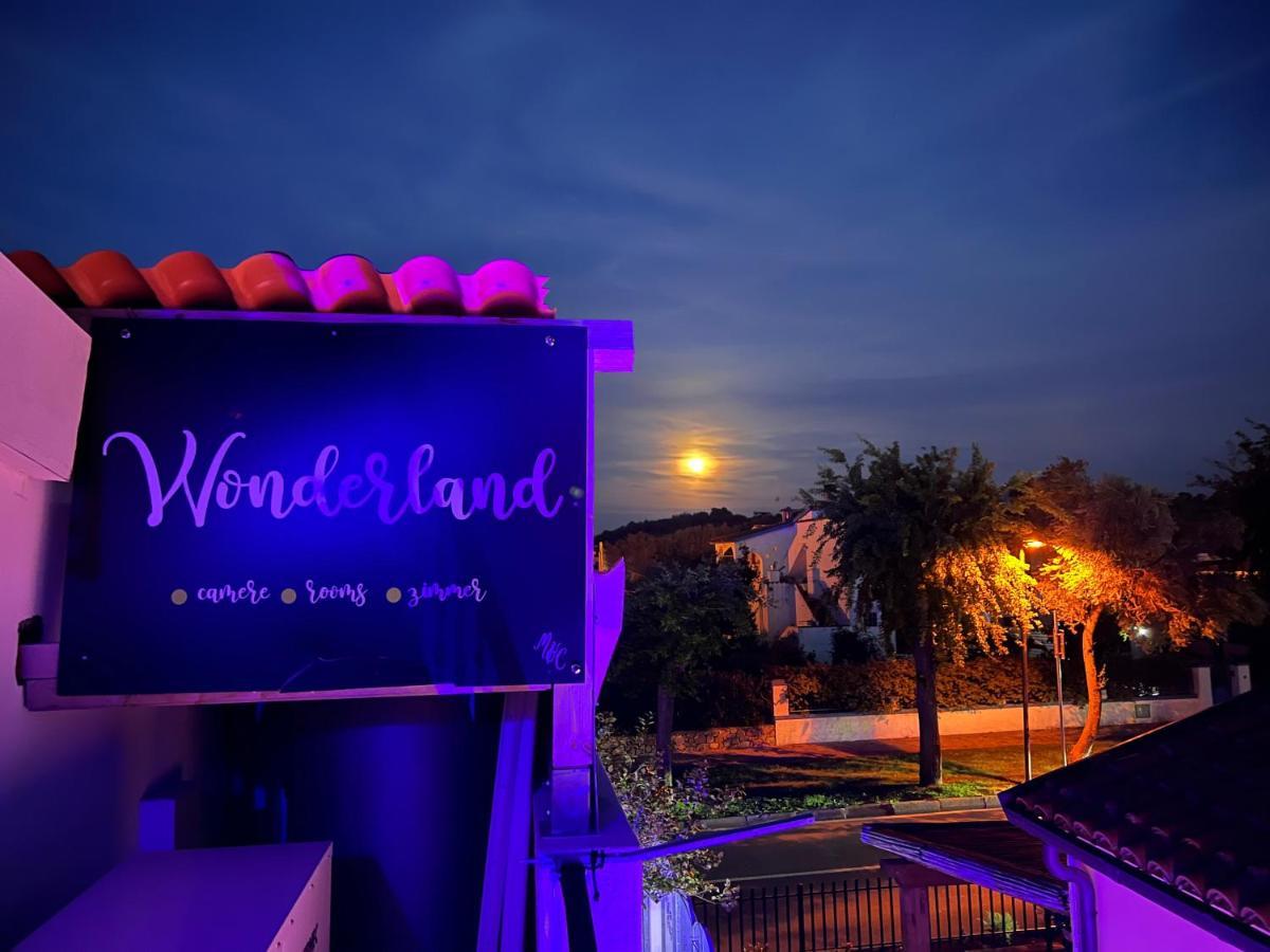 Wonderland Hotel San Teodoro  Eksteriør billede