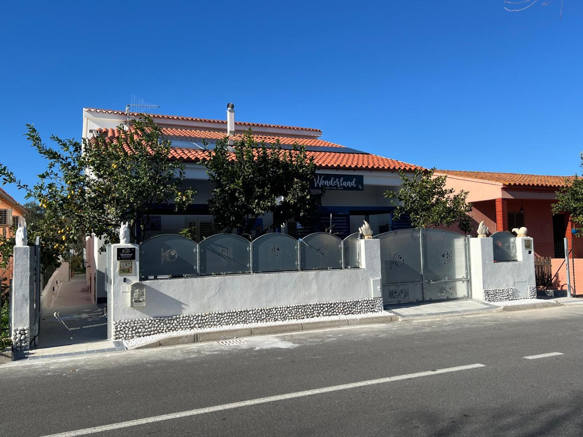 Wonderland Hotel San Teodoro  Eksteriør billede